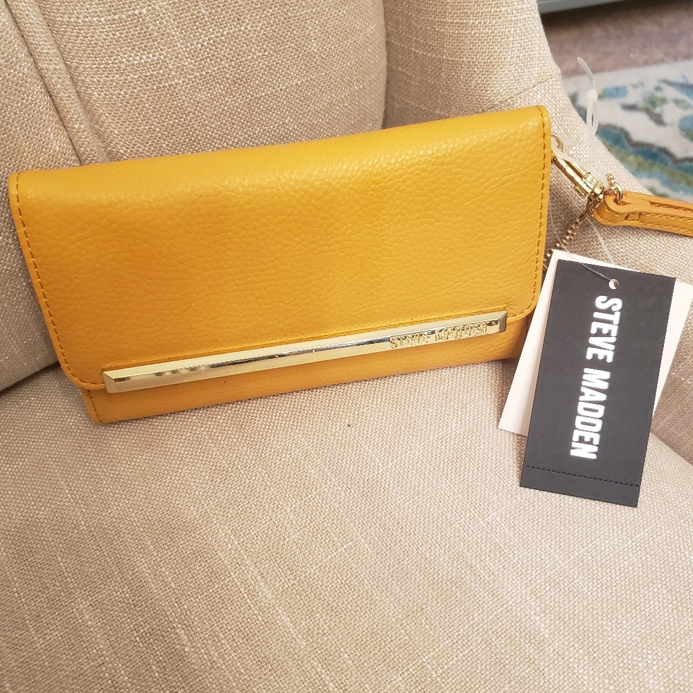 Steve Madden Yellow/Orange Wallet/Wristlet